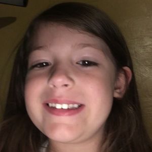 Meet your Posher, Addie